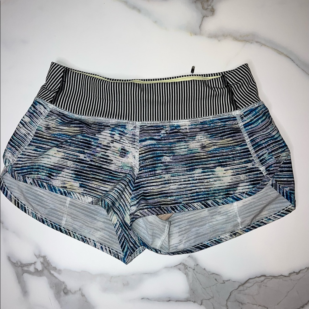Speed Up Low-Rise Lined Short. Great condition. Unique pattern.